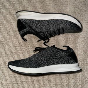 Under Armour Sneakers